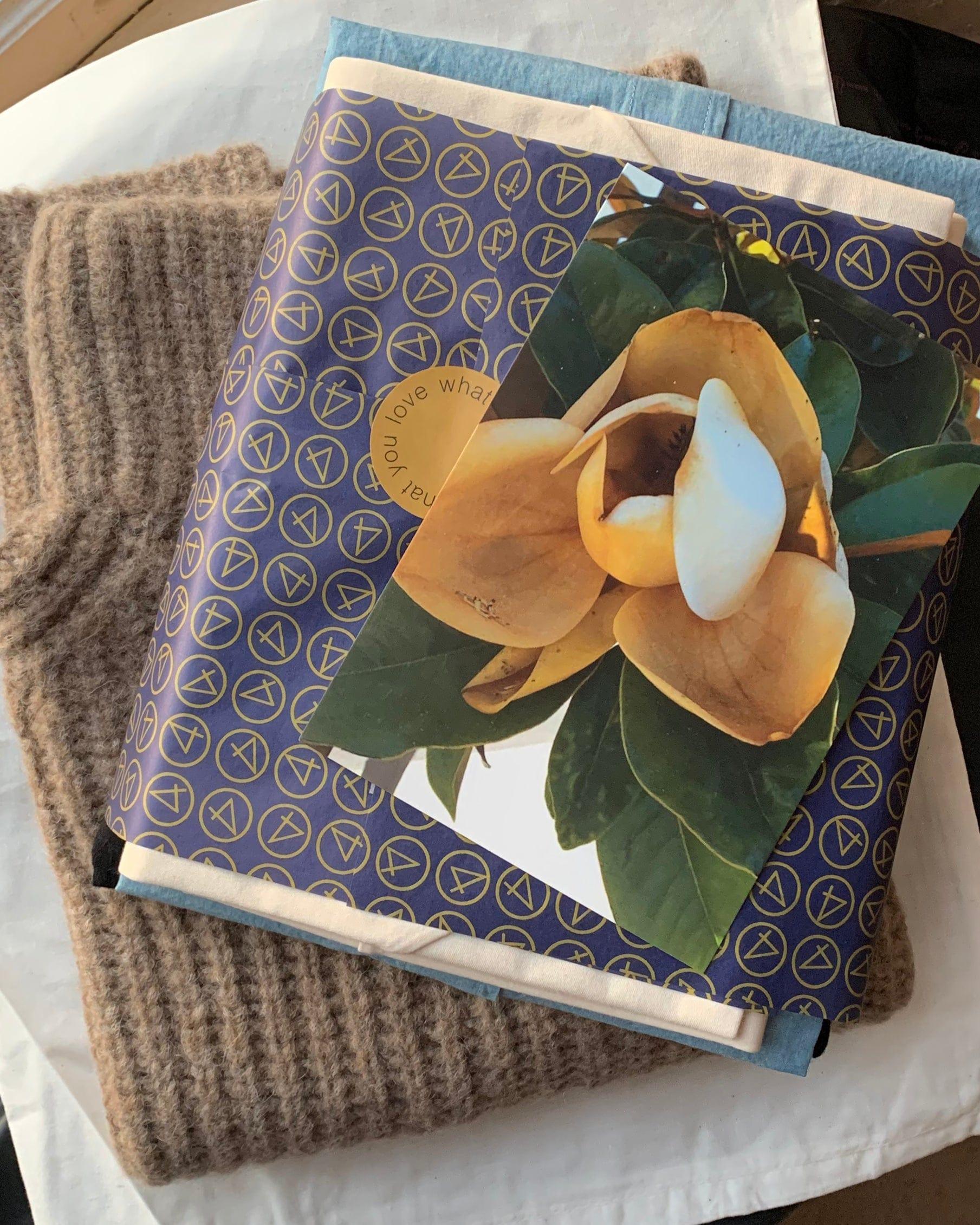 GIFT WRAP